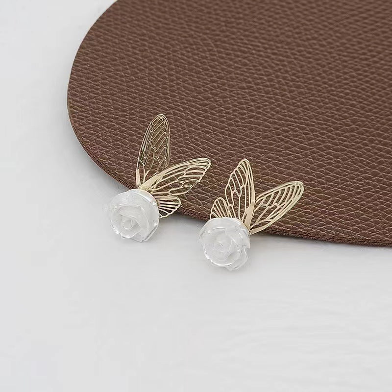 Moonlight Cicada Wing Retro Gentle Pearl Flower Butterfly Cicada Wing Ear Studs Niche Design Elegant Earrings