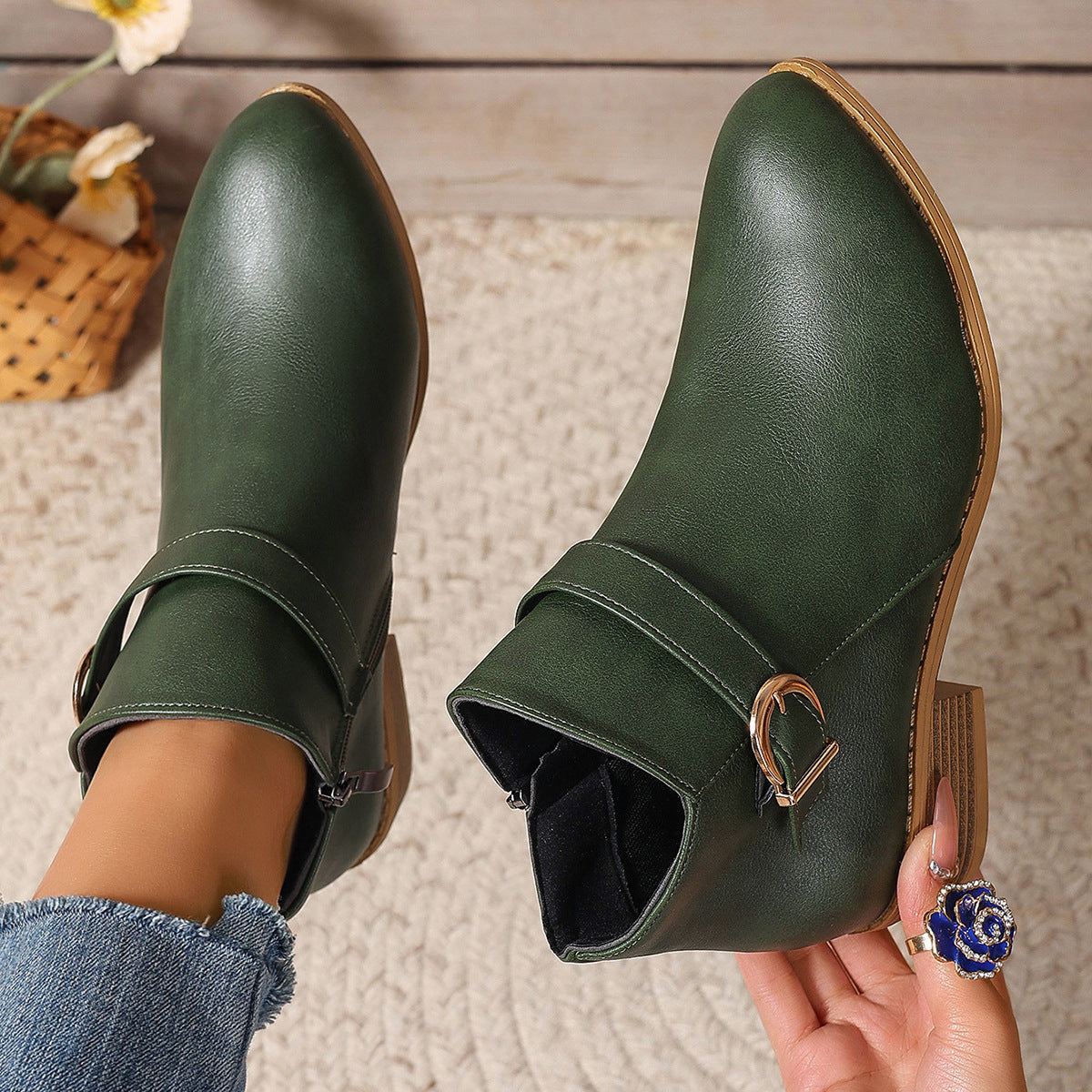 Code Pointed Comfortable Martin Boots In Stock