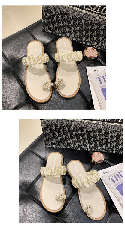 Flower pearl slippers