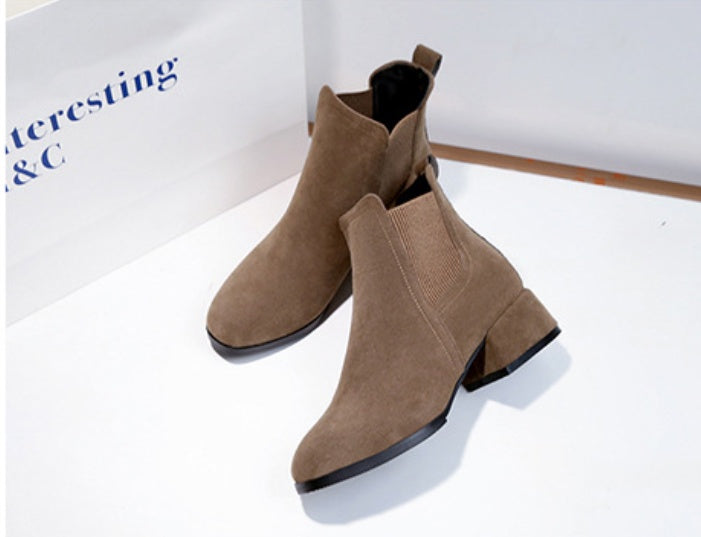 Rough heeled boots