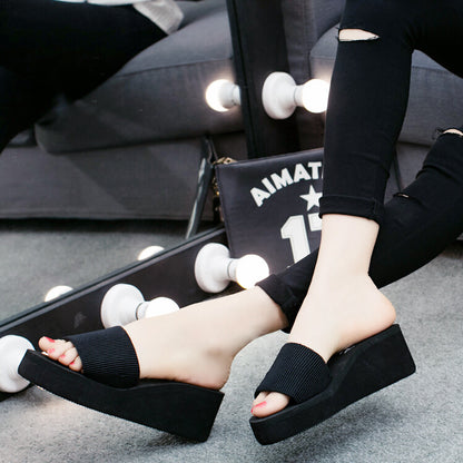 New elastic flat bottom slope with a lady sandals and slippers in wholesale trade platform
