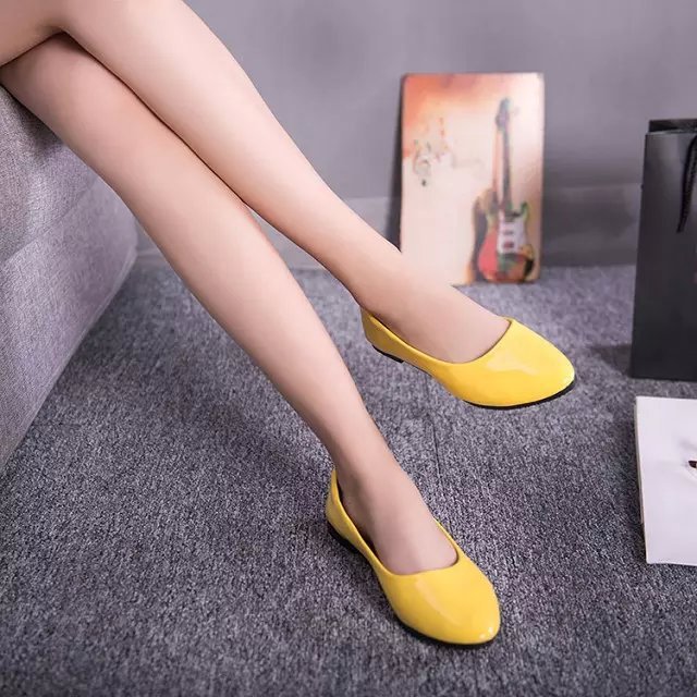 Flat Sole Women's Shoes Small Pointed Candy