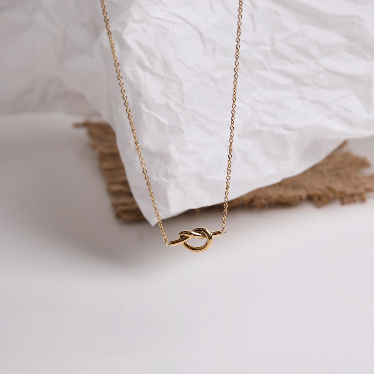 Clavicle Chain Gentle Accessories Titanium Steel Necklace Female Fashion Niche Design All-matching
