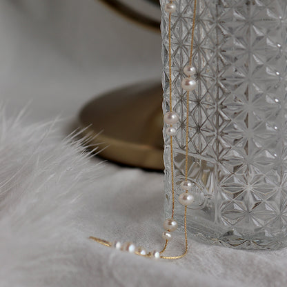 Gentle And Versatile Pearl Necklace