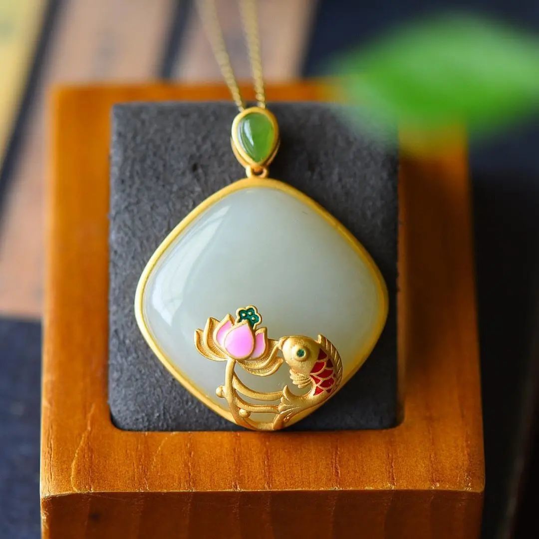 Carp Natural Hetian Jade Ancient Dynasty Pendant Vintage Gold-plated Lotus Design Gentle Clavicle Chain