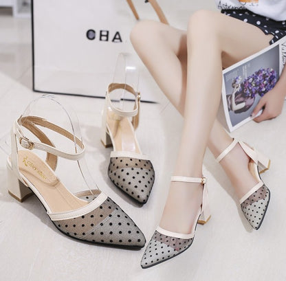 Spring and summer new wave point mesh lace point flat shoes women's wild comfortable word buckle with Baotou sandals