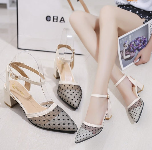 Spring and summer new wave point mesh lace point flat shoes women's wild comfortable word buckle with Baotou sandals