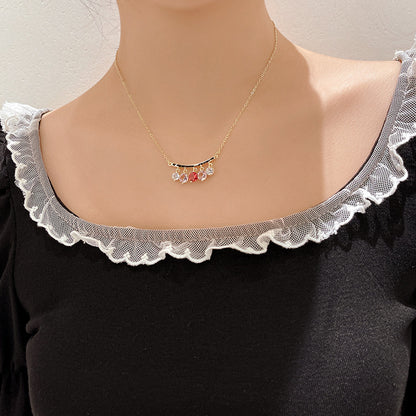Temperament Gentle Goddess Fashion Smile Necklace