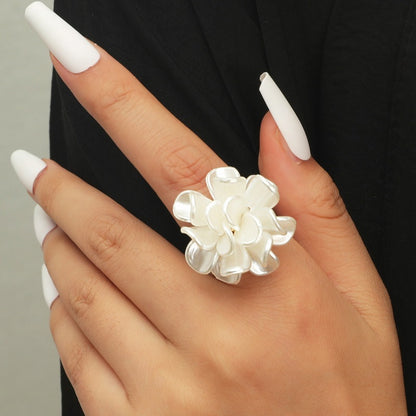 Style Exaggerated Personalized Fashion Elegant French Gentle Camellia Ring