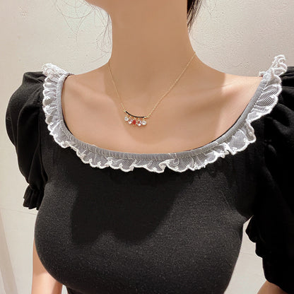 Temperament Gentle Goddess Fashion Smile Necklace