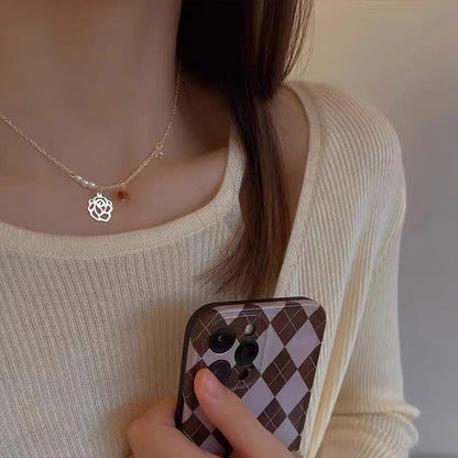 Gentle Retro Temperament Romantic Clavicle Chain