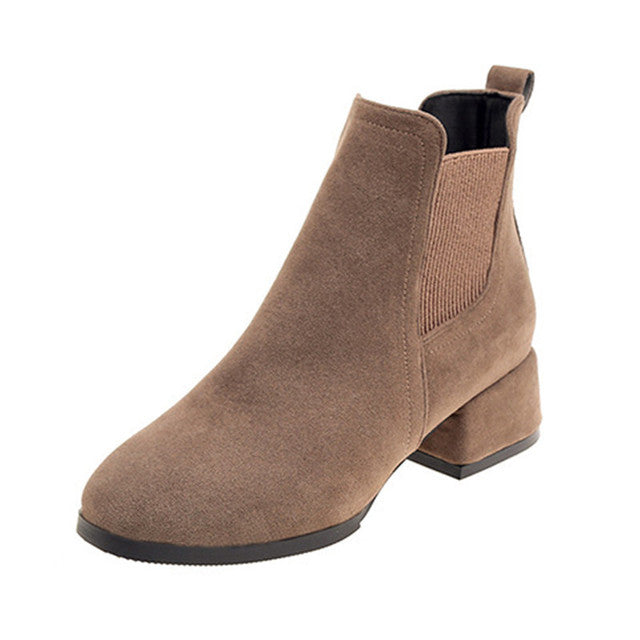 Rough heeled boots
