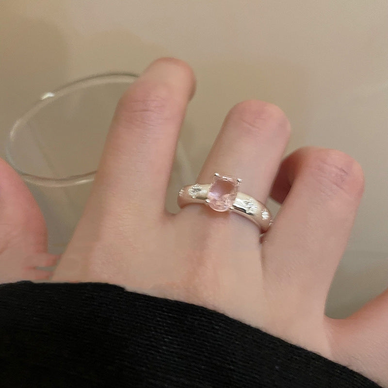 Niche Gentle Hollow Flower Ring