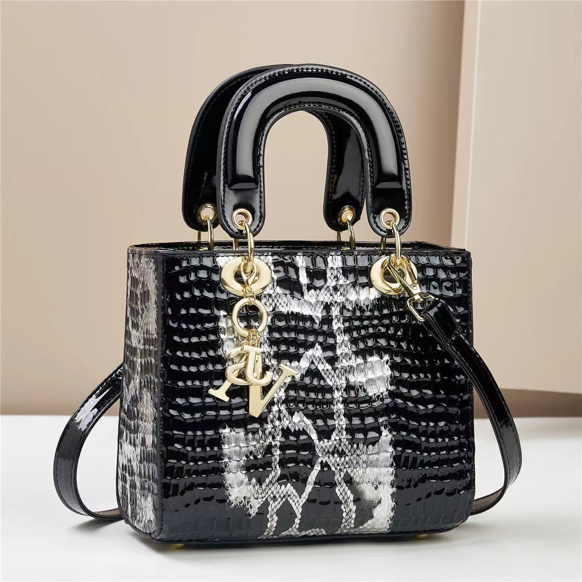 Women's Handbag Shoulder Messenger Bag