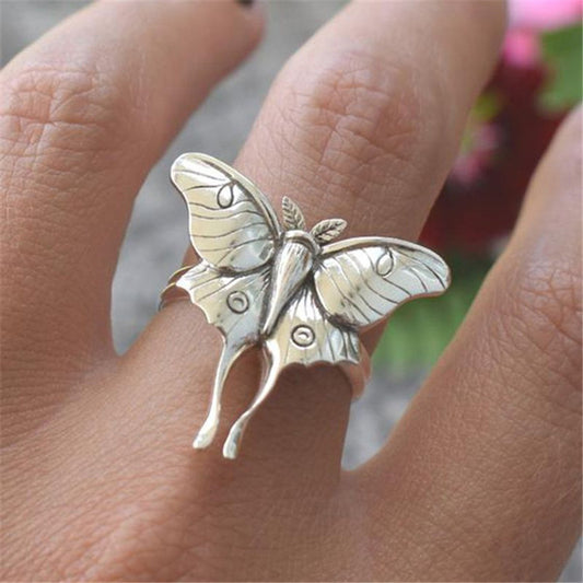 Temperament Gentle Fashion Retro Butterfly Ring