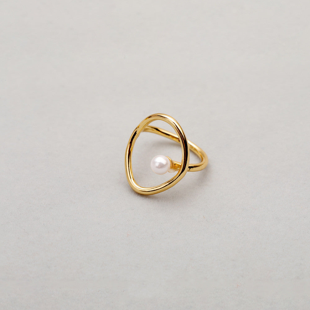 Artistic Sense Of Gentle Curve Design Texture Ring